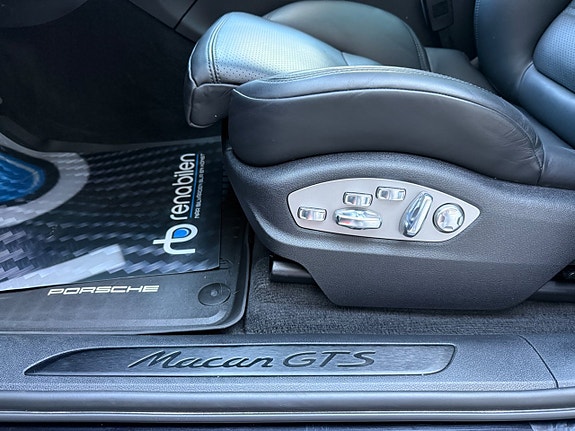 Porsche Macan GTS 14 of 29