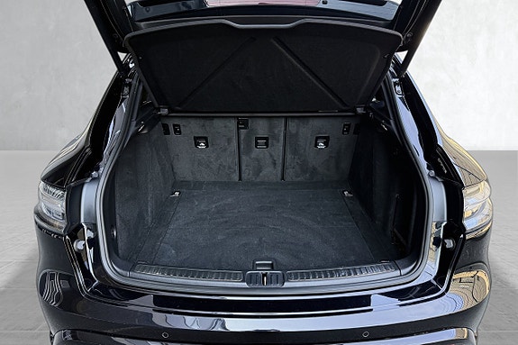 Porsche Macan GTS 19 of 29