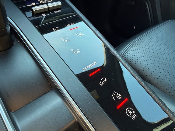 Porsche Macan GTS 23 of 29