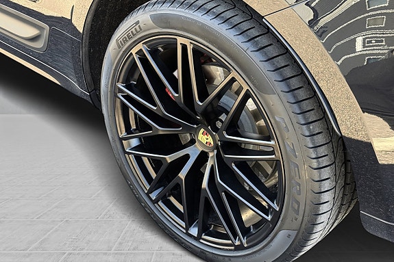 Porsche Macan GTS 7 of 29
