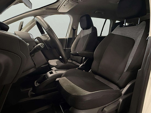 Citroen Grand C4 Picasso 11 of 28