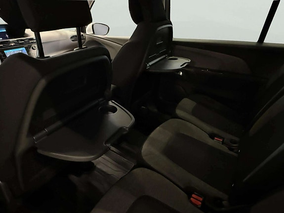 Citroen Grand C4 Picasso 16 of 28