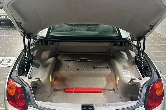 Lexus SC430 27 of 28