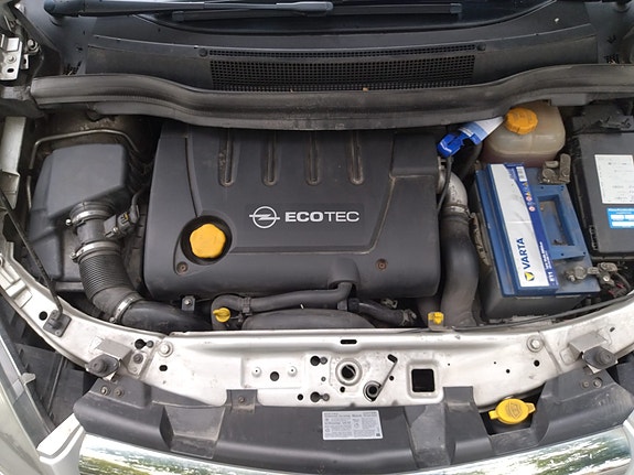 Opel Zafira 5 of 5