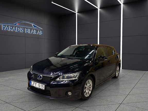 Lexus CT200h