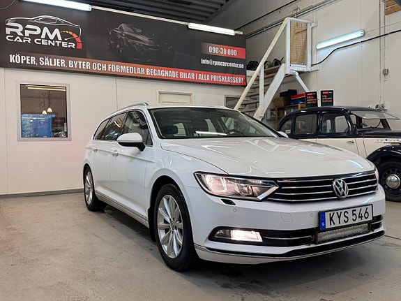 Volkswagen Passat 2 of 5