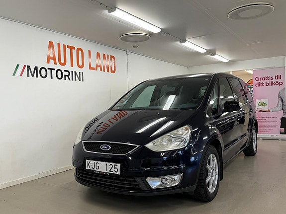 Ford Galaxy 2 of 5