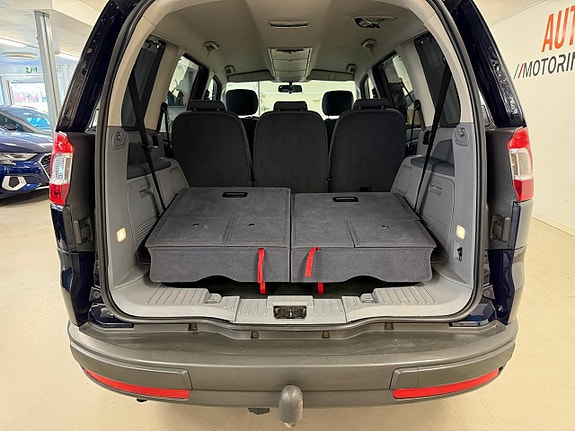 Ford Galaxy 14 of 27