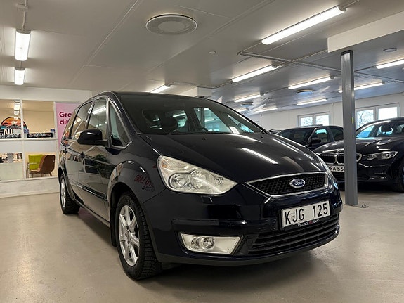 Ford Galaxy 27 of 27