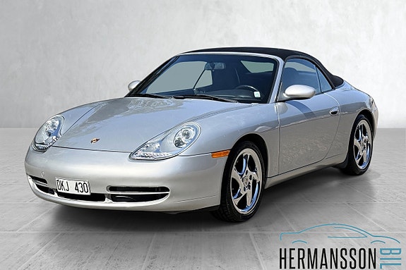 Porsche 911 Carrera 9 of 28