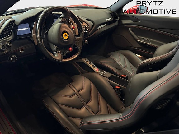 Ferrari 488 GTB 8 of 11