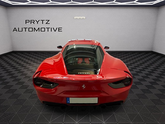 Ferrari 488 GTB 4 of 5