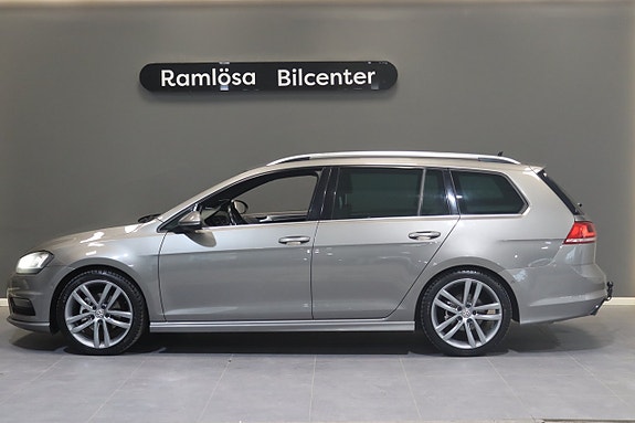 Volkswagen Golf VII 2 of 23