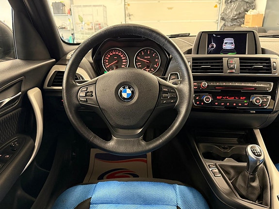 BMW 118d 16 of 26