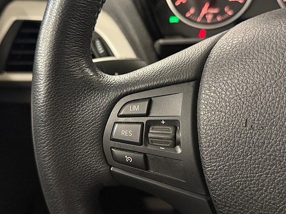 BMW 118d 18 of 26