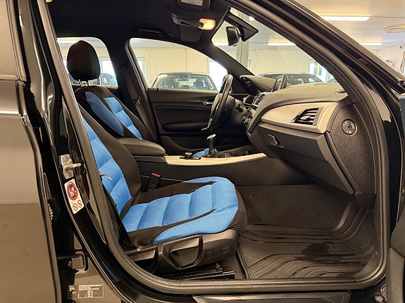 BMW 118d 14 of 26