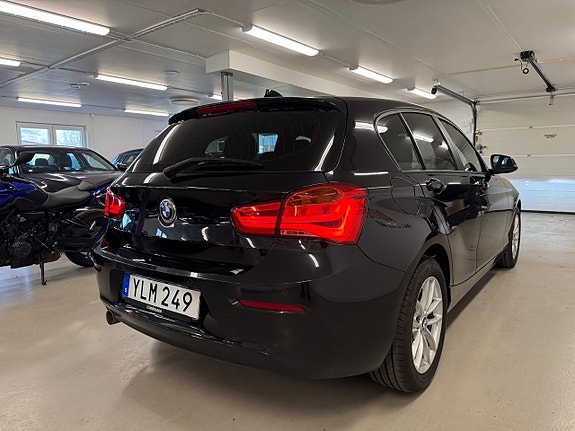 BMW 118d 12 of 26