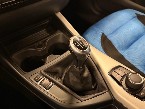 BMW 118d 21 of 26