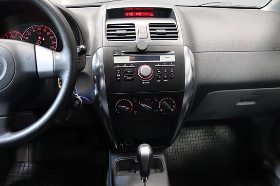 Suzuki SX4 19 of 20