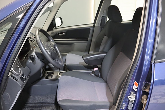 Suzuki SX4 14 of 20