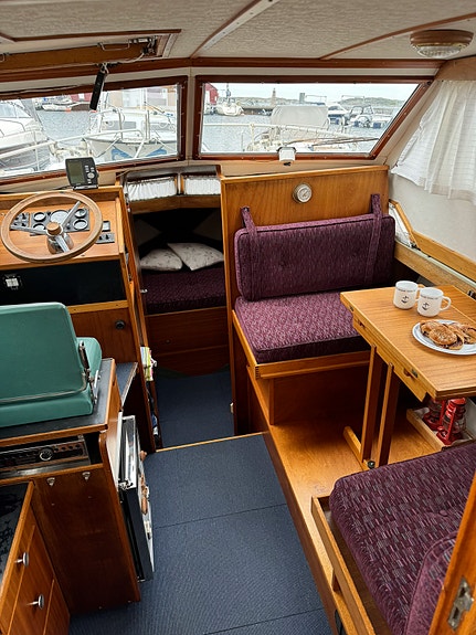 Coronet 7 of 10