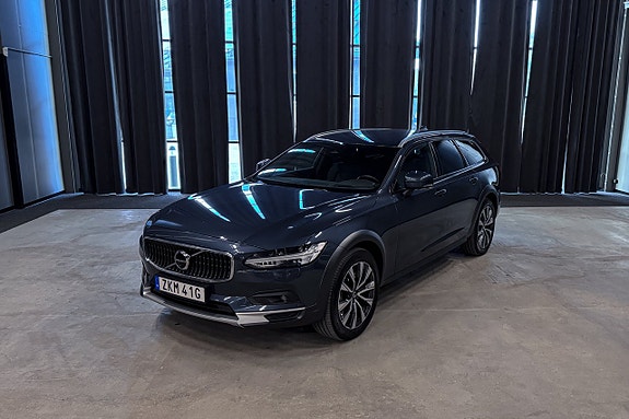 Volvo V90 Cross Country