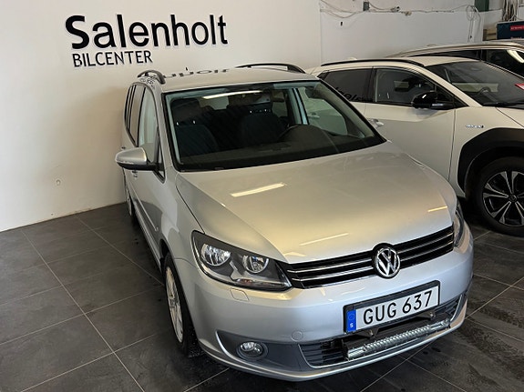 Volkswagen Touran 4 of 5