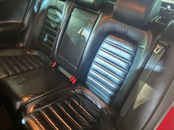 Volkswagen Passat 11 of 15
