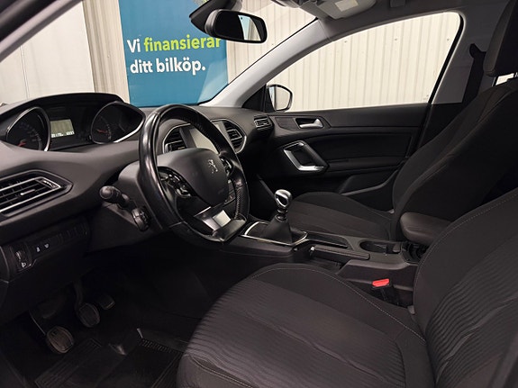 Peugeot 308 7 of 21