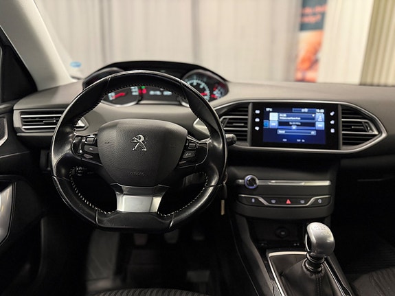 Peugeot 308 13 of 21