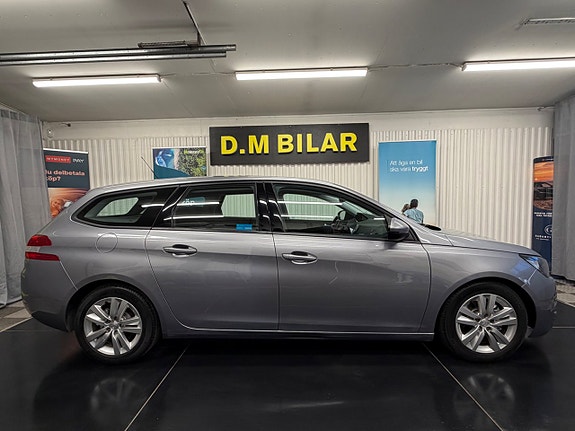 Peugeot 308 5 of 5