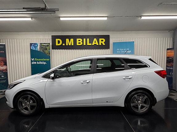 Kia Ceed 2 of 5