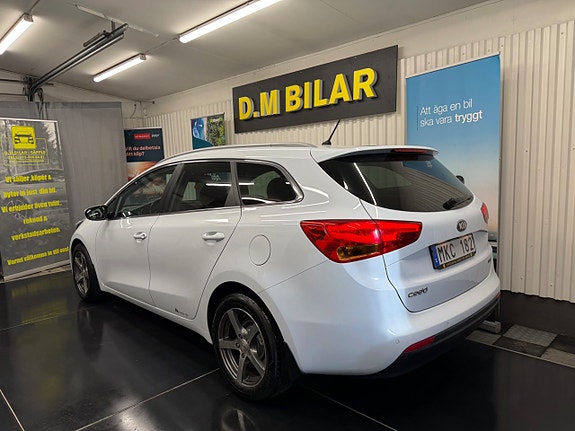 Kia Ceed 3 of 5