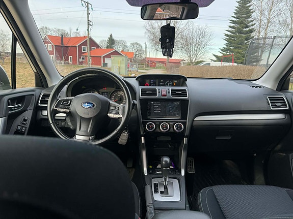 Subaru Forester 5 of 5