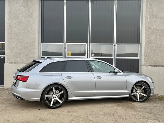 Audi A6 4 of 5
