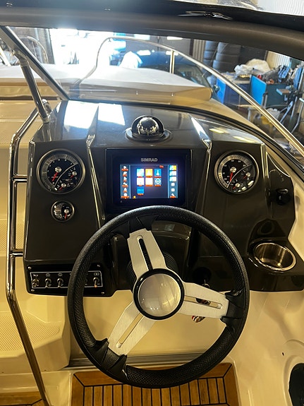 Bayliner 642 Cuddy 7 of 11