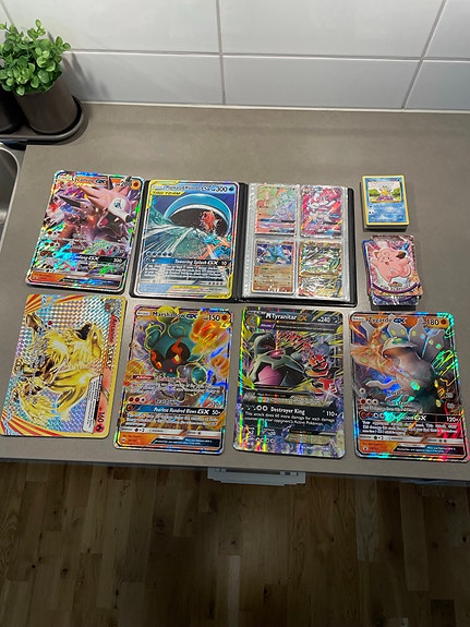 Stor samling pokemon kort