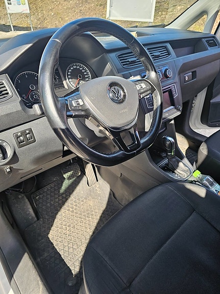 Volkswagen Caddy 5 of 5
