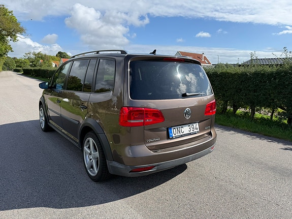 Volkswagen Touran Cross 11 of 20