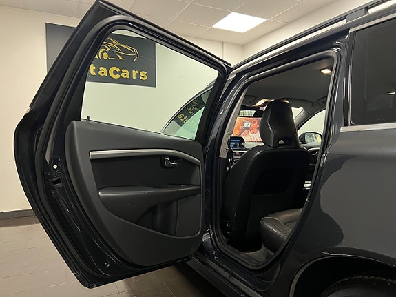 Volvo V70 24 of 29