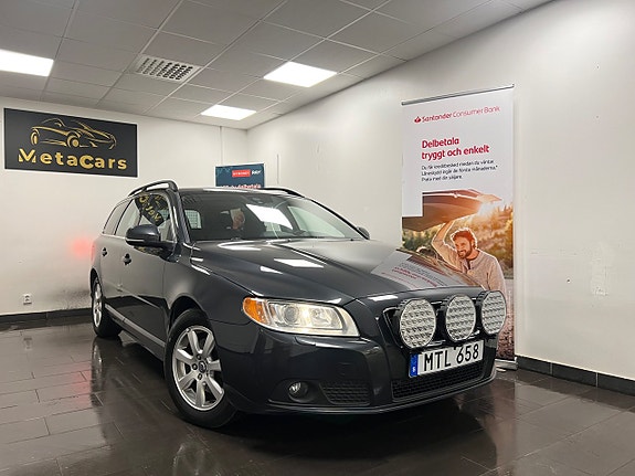 Volvo V70 2 of 29