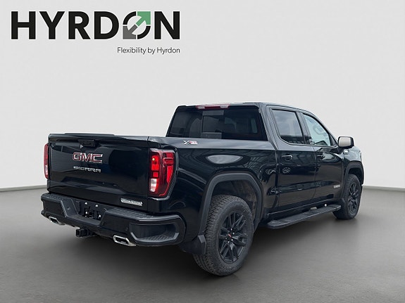 GMC Sierra 6 of 16