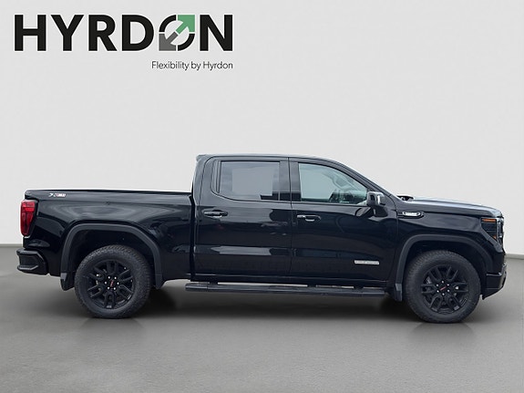 GMC Sierra 7 of 16