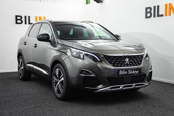 Peugeot 3008 2 of 5
