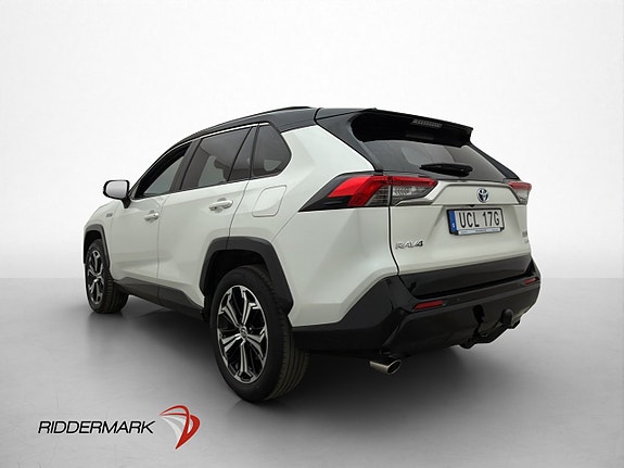 Toyota RAV4 5 of 5