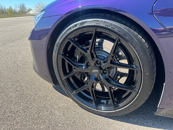 Audi e-tron 4 of 27