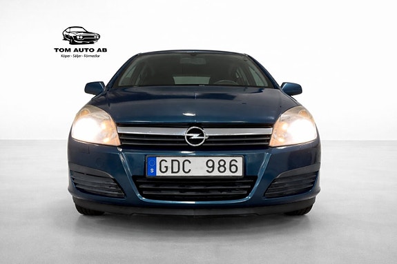 Opel Astra 2 of 5