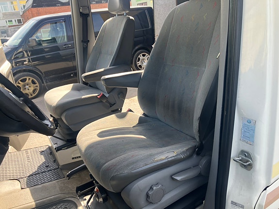 Volkswagen Crafter 35 2 of 5