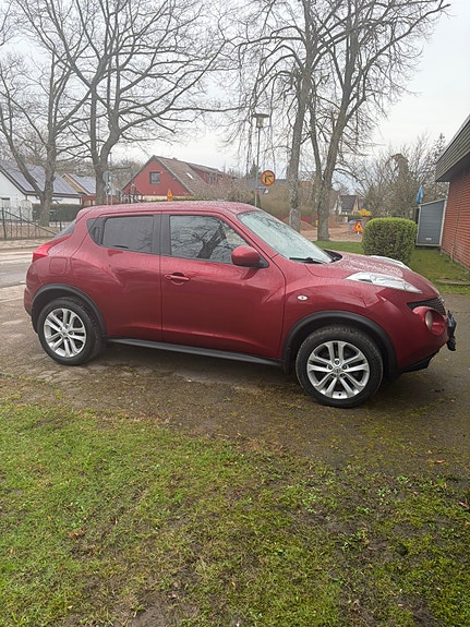 Nissan Juke 2 of 6