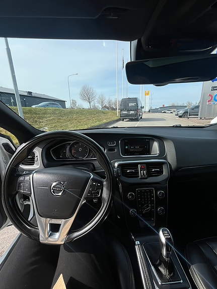 Volvo V40 4 of 4